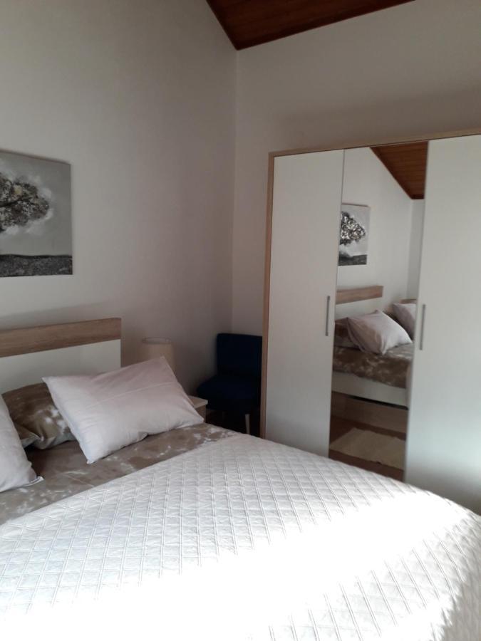 Ana Apartment ชิเบนิก ภายนอก รูปภาพ